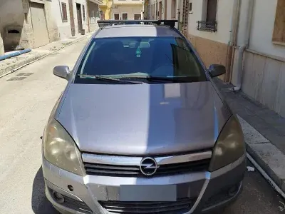 Usata Opel Astra 101 CV (74 kW) 2006 Station wagon