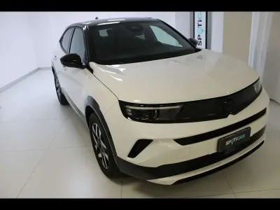 Usata Opel Mokka 136 CV (100 kW) 2025 Artik white SUV
