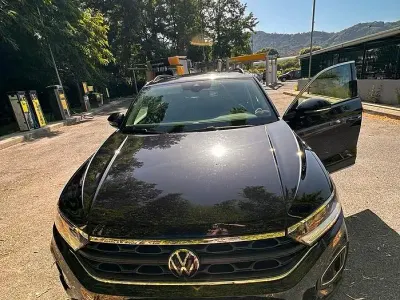 Usata VW T-Roc Sport 116 CV (85 kW) 2024 Nero SUV
