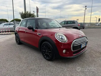 Usata Mini Cooper D Business 116 CV (85 kW) 2015 Other Utilitaria