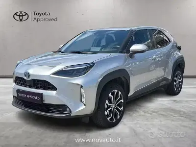 Usata Toyota Yaris Cross Trend 116 CV (85 kW) 2022 Grigio SUV