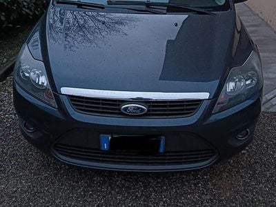 Usata Ford Focus Titanium 110 CV (80 kW) 2010 Grigio Berlina