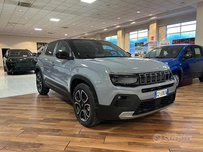Nuova Jeep Avenger Summit 101 CV (74 kW) 2025 Grigio SUV