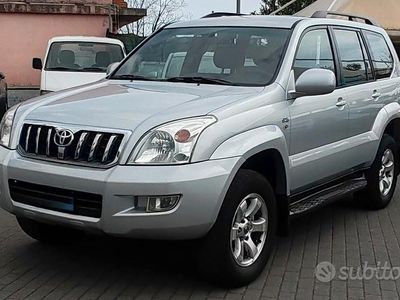 Usata Toyota Land Cruiser Sol 163 CV (119 kW) 2003 Grigio SUV