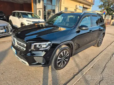 Occasion Mercedes GLB200 150 PK (110 kW) 2022 Zwart SUV