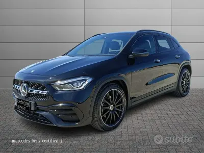 Usata Mercedes GLA200 Premium 150 CV (110 kW) 2023 Nero SUV