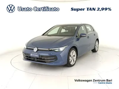 Usado VW Golf VIII Style 150 CV (110 kW) 2025 Azul Berlina