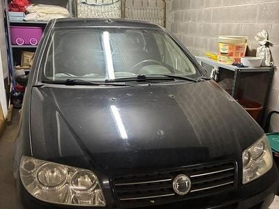 Usata Fiat Punto 2003 Nero Utilitaria
