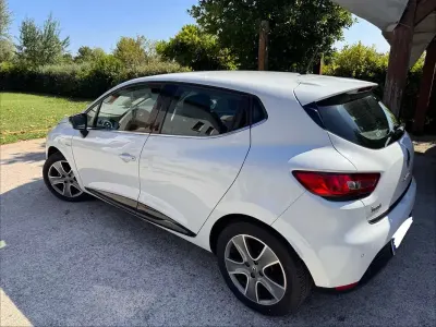 Usata Renault Clio IV 73 CV (53 kW) 2015 Bianco Berlina