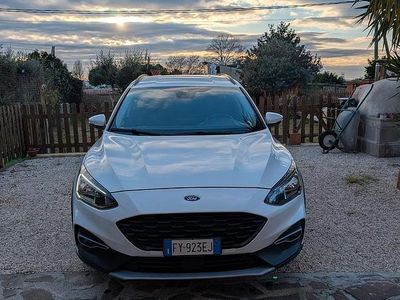 Usata Ford Focus Active 120 CV (88 kW) 2019 Bianco Station wagon