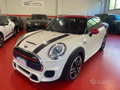 Usata Mini John Cooper Works Hype 231 CV (169 kW) 2017 Beige Utilitaria