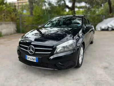 Usata Mercedes A180 Premium 109 CV (80 kW) 2012 Nero Berlina