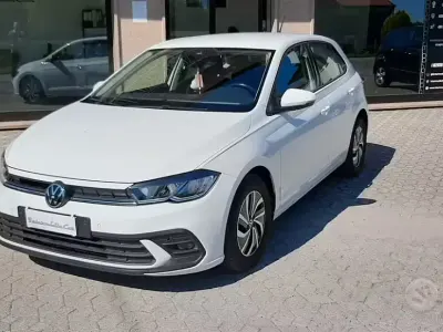 Usata VW Polo 95 CV (69 kW) 2023 Bianco Utilitaria
