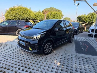 Usata Kia Picanto X-Line 65 CV (47 kW) 2020 Nero Utilitaria