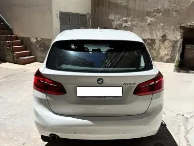 Usata BMW 218 Active Tourer Efficient Dynamics 150 CV (110 kW) 2015 Bianco Monovolume