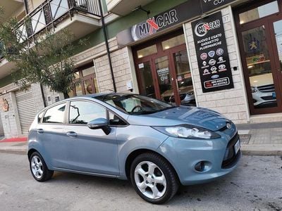 Usata Ford Fiesta 68 CV (50 kW) 2009 Blu Utilitaria