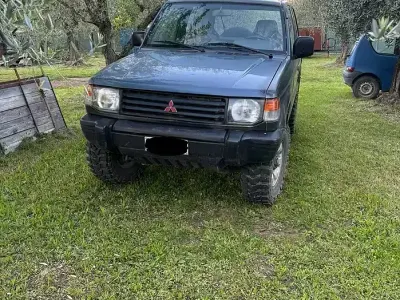 Usata Mitsubishi Pajero 100 CV (73 kW) 1992 SUV