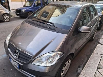 Usata Mercedes A180 2010 Grigio Berlina