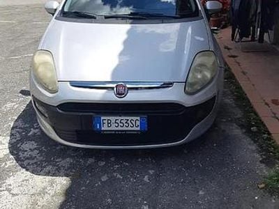 Usata Fiat Punto Evo 95 CV (69 kW) 2011 Grigio Utilitaria