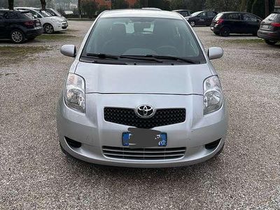 Usata Toyota Yaris 69 CV (50 kW) 2007 Utilitaria