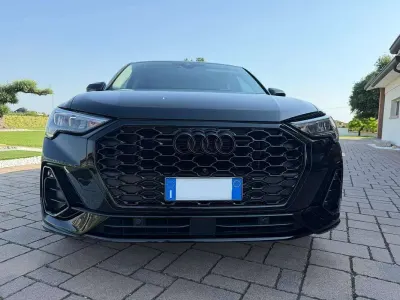 Usata Audi Q3 Sportback Business Plus 150 CV (110 kW) 2021 Nero SUV