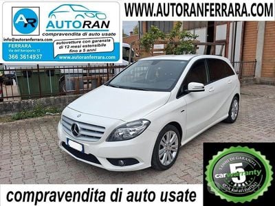 Usata Mercedes B180 Premium 122 CV (89 kW) 2012 Bianco Monovolume