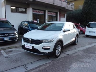 Usata VW T-Roc Business 110 CV (80 kW) 2021 Bianco SUV