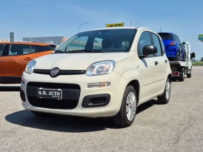Usata Fiat Panda Easy 69 CV (50 kW) 2016 Beige Utilitaria