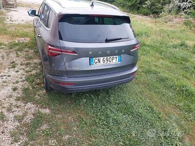 Usata Skoda Karoq 150 CV (110 kW) 2023 Grigio SUV