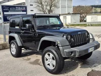 Occasion Jeep Wrangler Sahara 200 ch (147 kW) 2011 Noir SUV