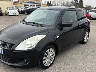 Usata Suzuki Swift GL 93 CV (68 kW) 2013 Nero Utilitaria