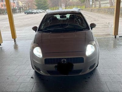 Usata Fiat Punto 2010 Grigio Utilitaria