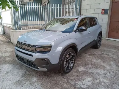 Nuova Jeep Avenger Summit 101 CV (74 kW) 2026 Grigio SUV
