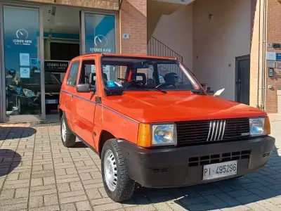 Usata Fiat 750 Young 34 CV (25 kW) 1989 Rosso Berlina