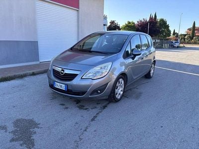 Usata Opel Meriva 95 CV (69 kW) 2012 Monovolume