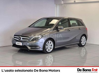 Usata Mercedes B180 Premium 109 CV (80 kW) 2014 Grigio Monovolume