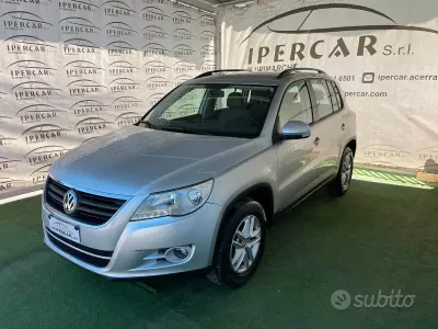 Usata VW Tiguan Sportline 140 CV (102 kW) 2008 Grigio SUV