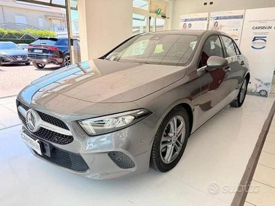 Usata Mercedes A180 Business 116 CV (85 kW) 2020 Grigio Berlina