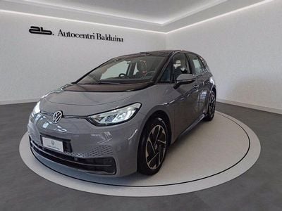 Usata VW ID.3 Pro Performance 150 kW (204 CV) 2023 Moonstone grey tetto nero Utilitaria
