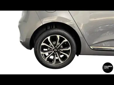 Nuova Renault Clio Techno 100 CV (73 kW) 2025 Grigio Utilitaria