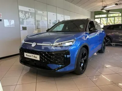 Nuova VW T-Roc R-line 150 CV (110 kW) 2026 Blu/azzurro SUV