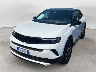 Usata Opel Mokka 136 CV (100 kW) 2025 Bianco SUV