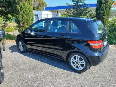 Usata Mercedes B180