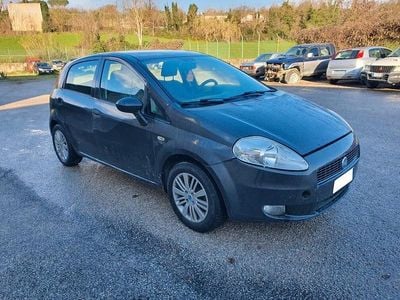 Usata Fiat Grande Punto Active 75 CV (55 kW) 2007 Grigio Utilitaria