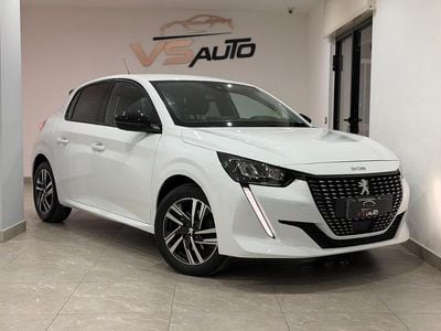 Usata Peugeot 208 Allure 101 CV (74 kW) 2023 Bianco Utilitaria