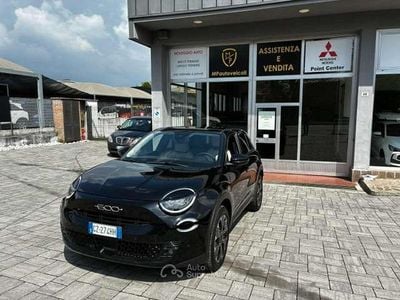 Usata Fiat 600 La Prima 145 CV (106 kW) 2025 Nero SUV