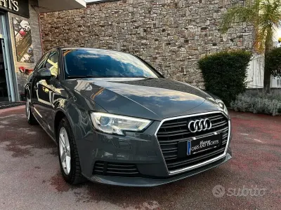 Usata Audi A3 116 CV (85 kW) 2019 Grigio Berlina