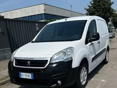 Usata Peugeot TePee Active 35 kW (48 CV) 2018 Station wagon