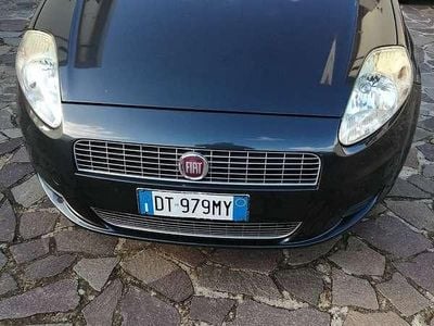 Usata Fiat Punto Active 60 CV (44 kW) 2009 Utilitaria