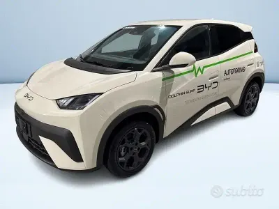 Nuova BYD Dolphin Surf Comfort 83 kW (114 CV) 2026 Bianco Utilitaria